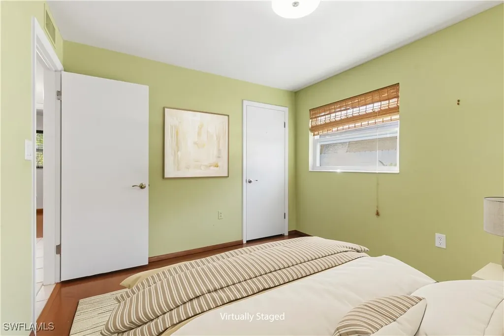 1235 Rordon Avenue Naples FL 34103