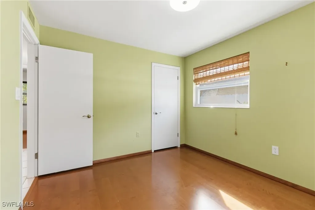 1235 Rordon Avenue Naples FL 34103