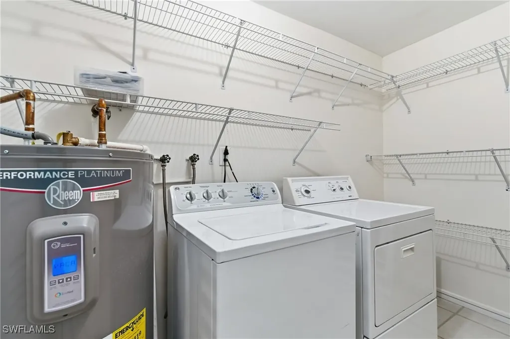 1235 Rordon Avenue Naples FL 34103