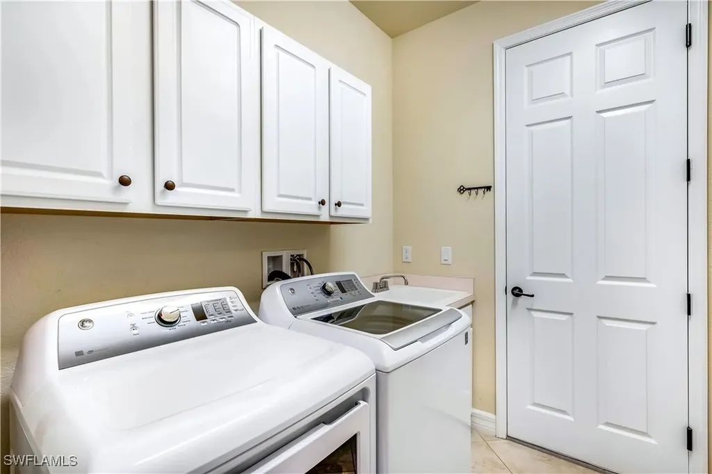 28623 Derry Court Bonita Springs FL 34135