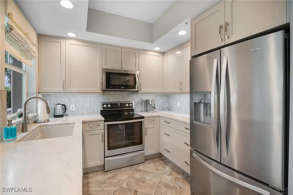 300 Dunes Boulevard Naples FL 34110