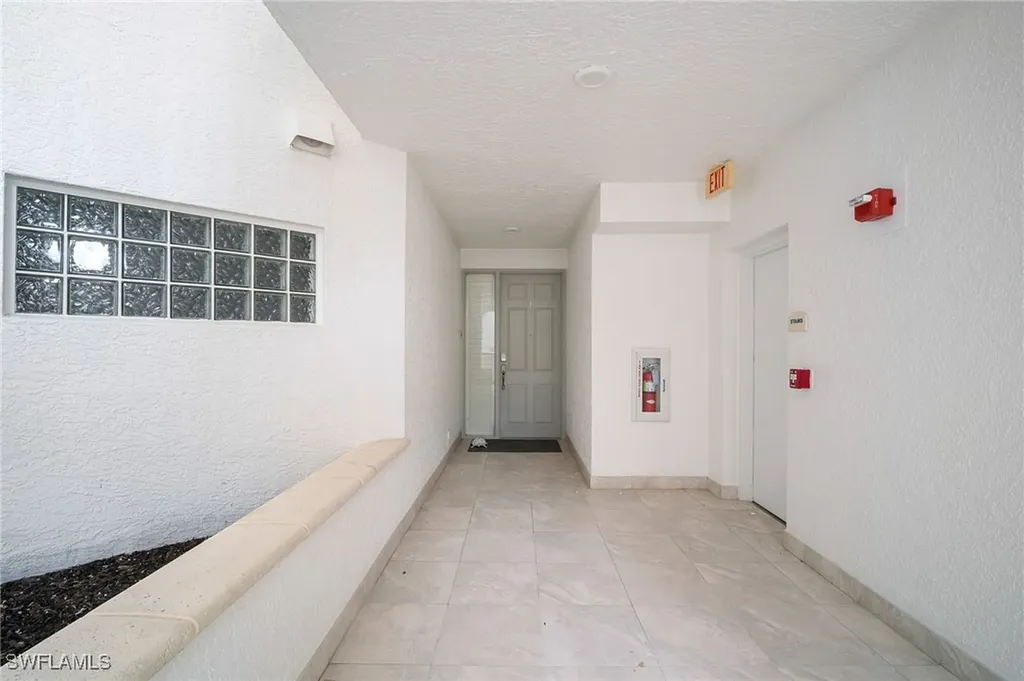 300 Dunes Boulevard Naples FL 34110