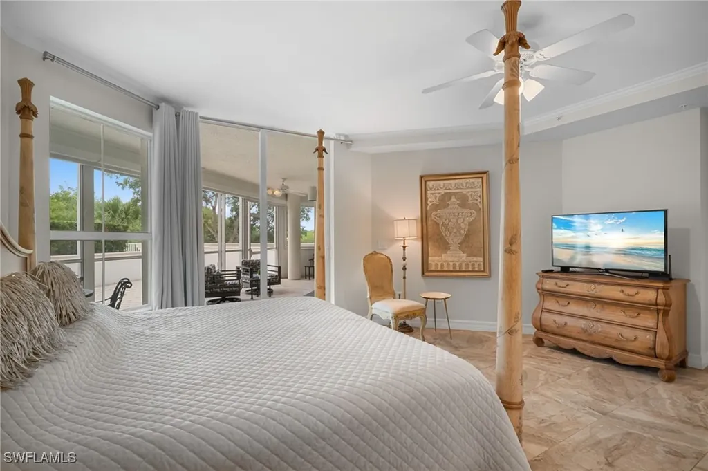 300 Dunes Boulevard Naples FL 34110