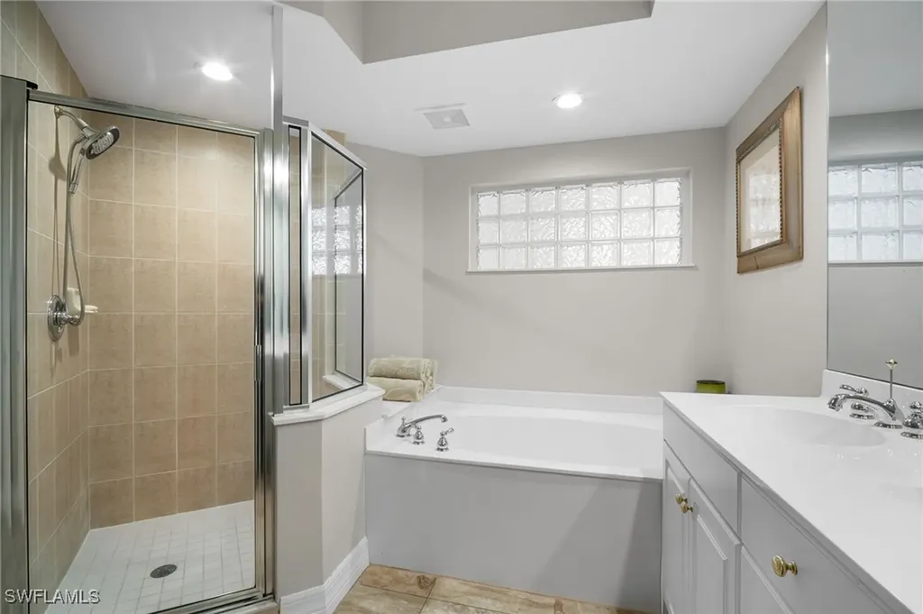 300 Dunes Boulevard Naples FL 34110