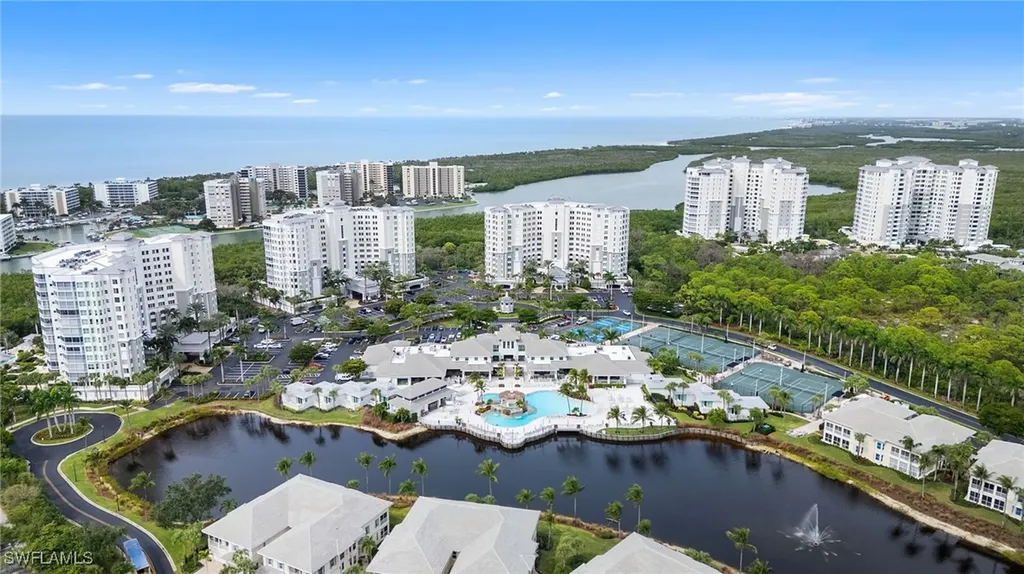 300 Dunes Boulevard Naples FL 34110