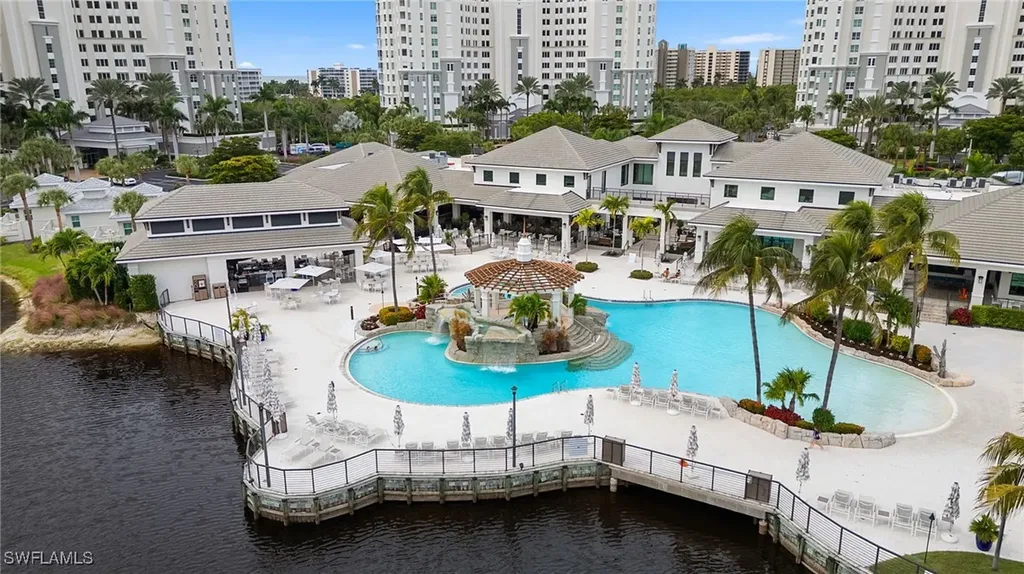 300 Dunes Boulevard Naples FL 34110