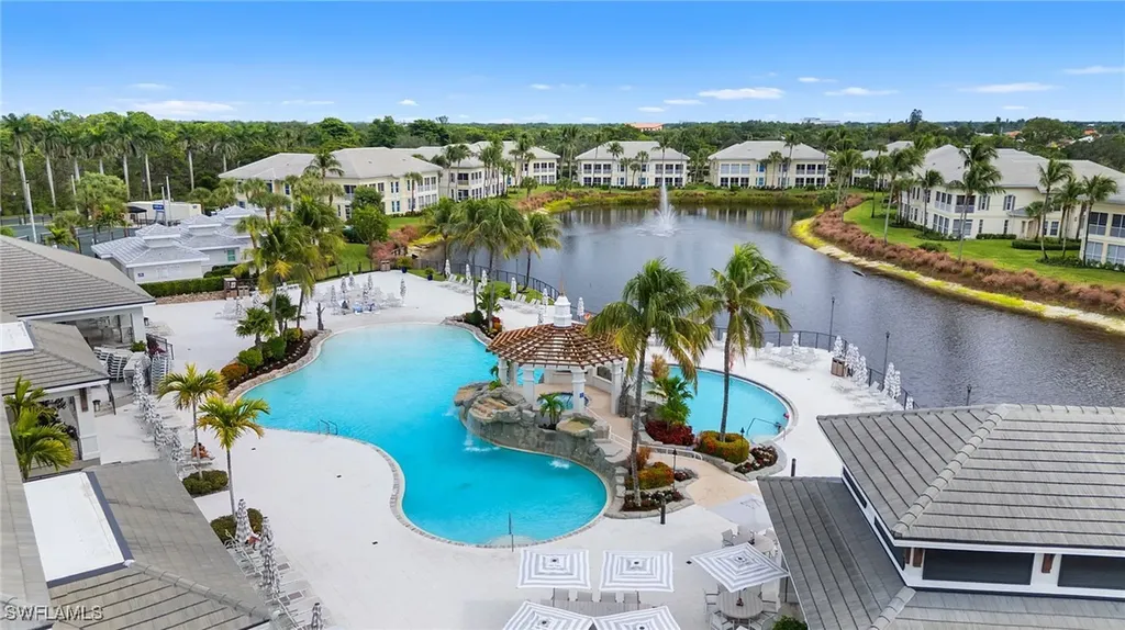 300 Dunes Boulevard Naples FL 34110