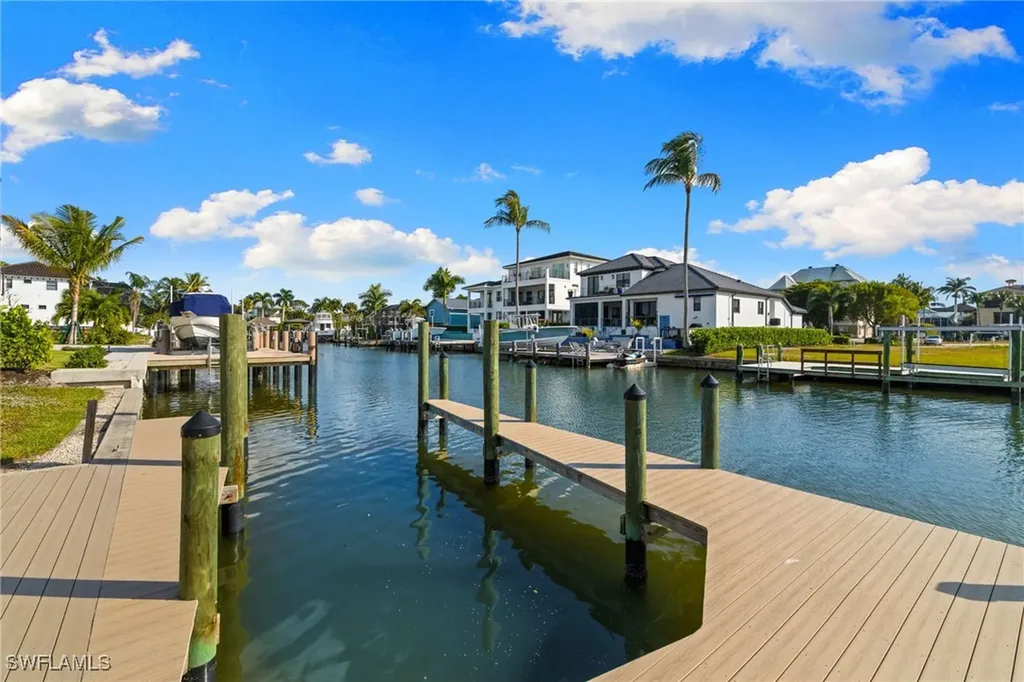 418 Seagull Avenue Naples FL 34108