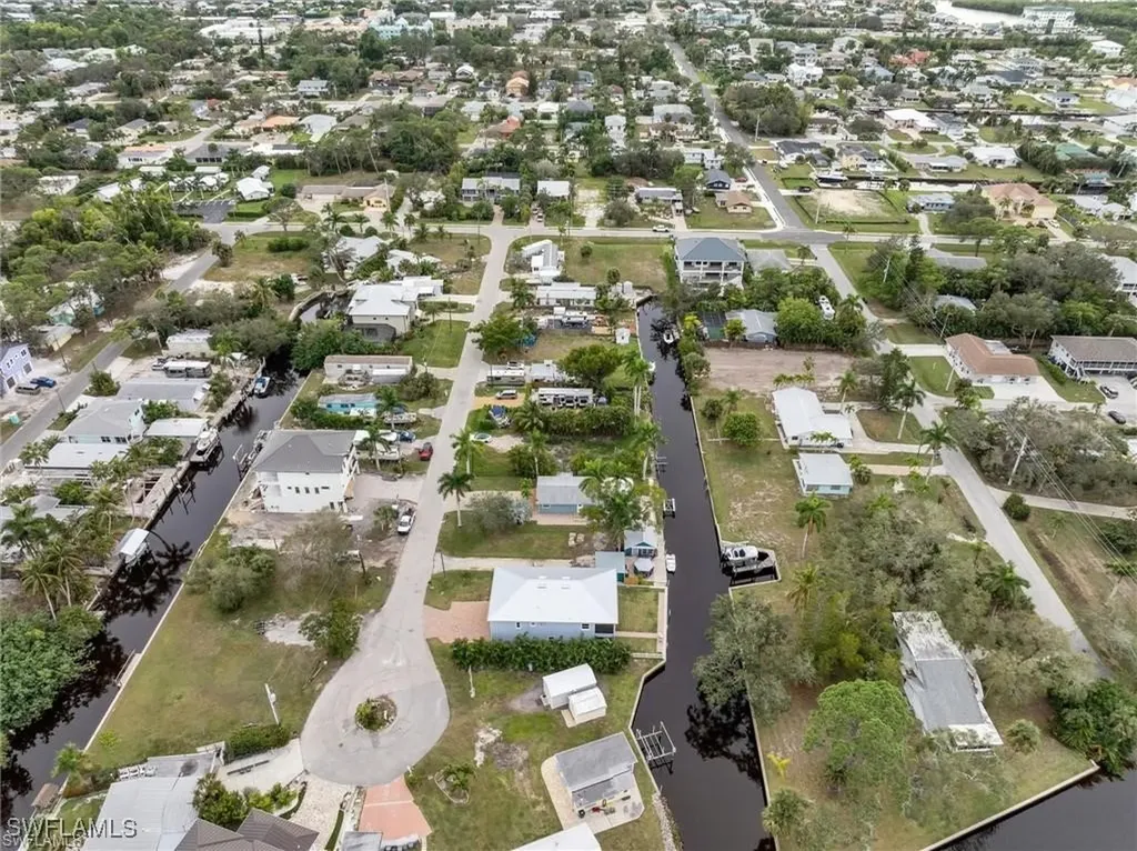 27579 Tarpon Way Bonita Springs FL 34134