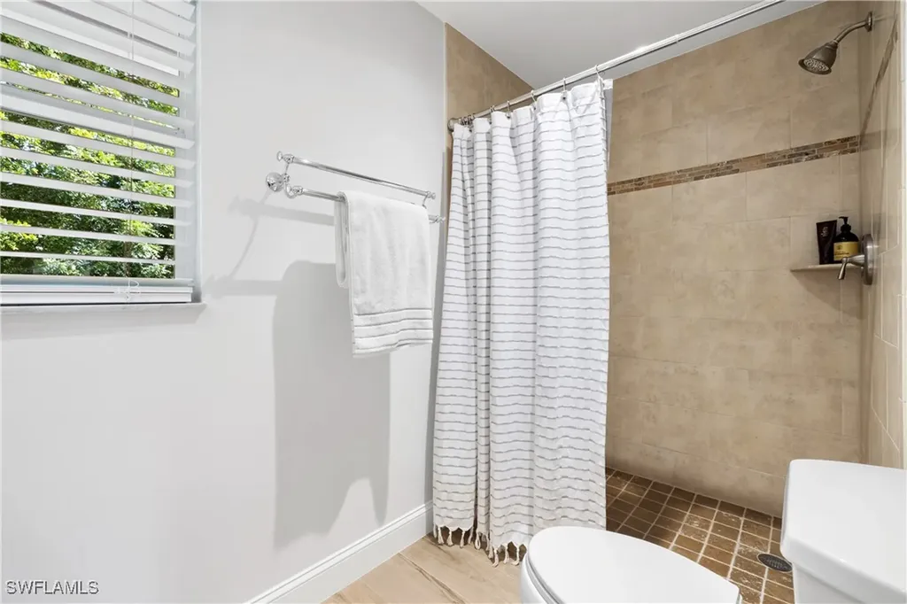 3200 Binnacle Drive Naples FL 34103
