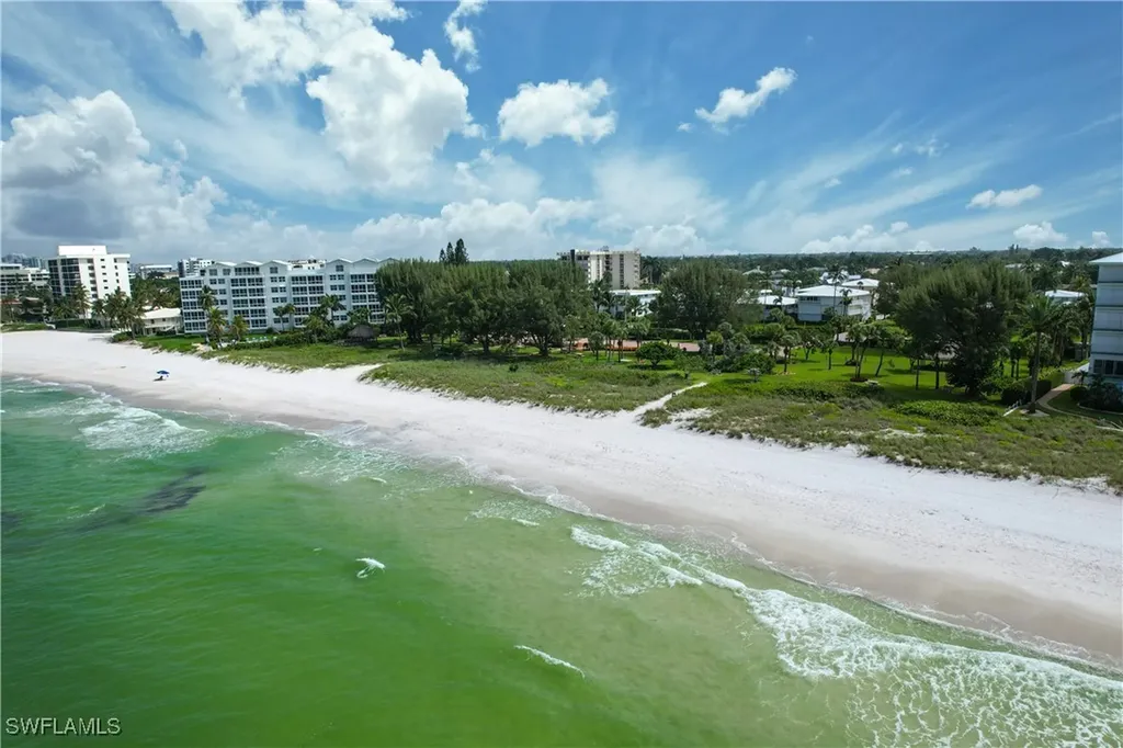 3200 Binnacle Drive Naples FL 34103