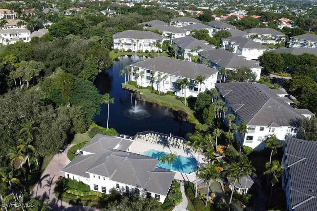 820 Bentwater Circle Naples FL 34108