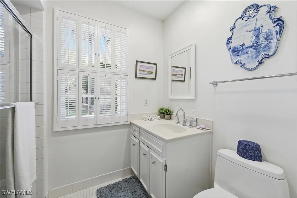 2700 Lantern Lane Naples FL 34102