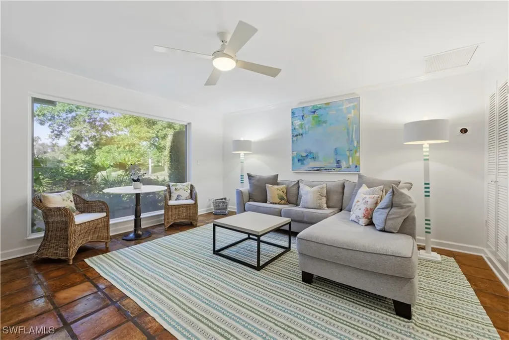 2700 Lantern Lane Naples FL 34102