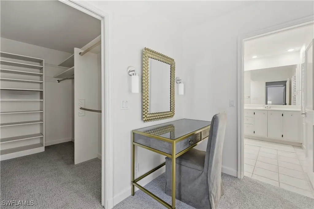 2700 Lantern Lane Naples FL 34102