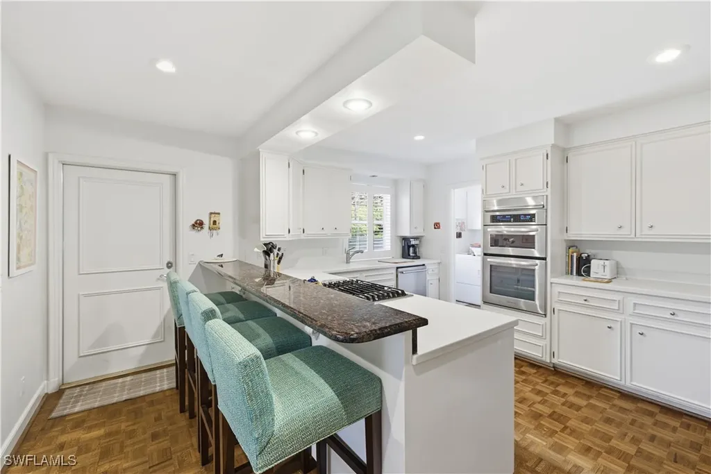 2700 Lantern Lane Naples FL 34102