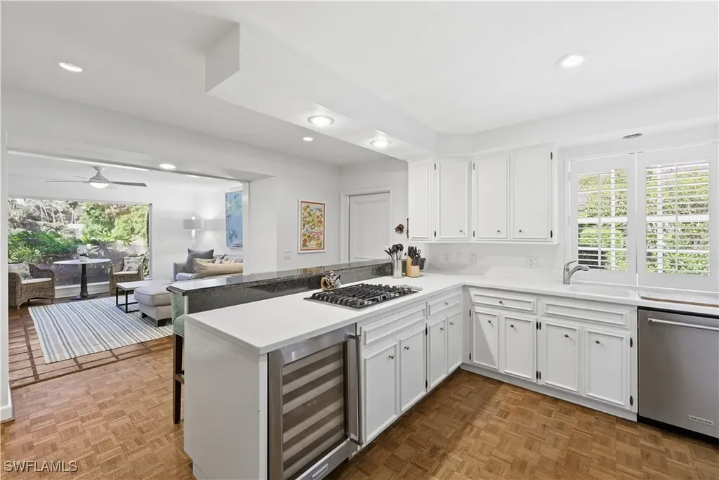 2700 Lantern Lane Naples FL 34102