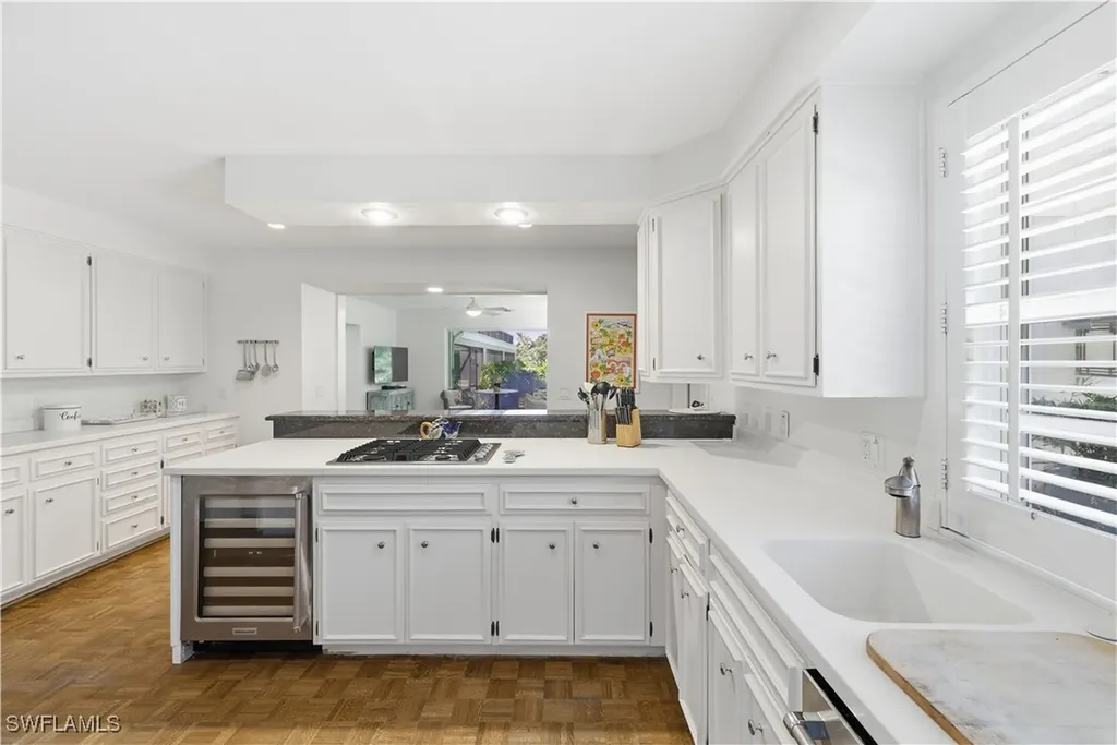 2700 Lantern Lane Naples FL 34102