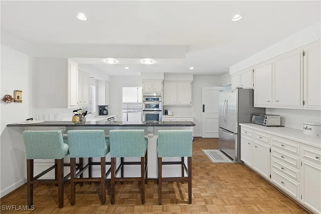 2700 Lantern Lane Naples FL 34102