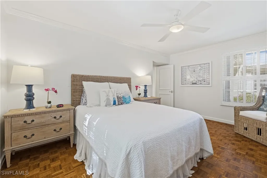 2700 Lantern Lane Naples FL 34102