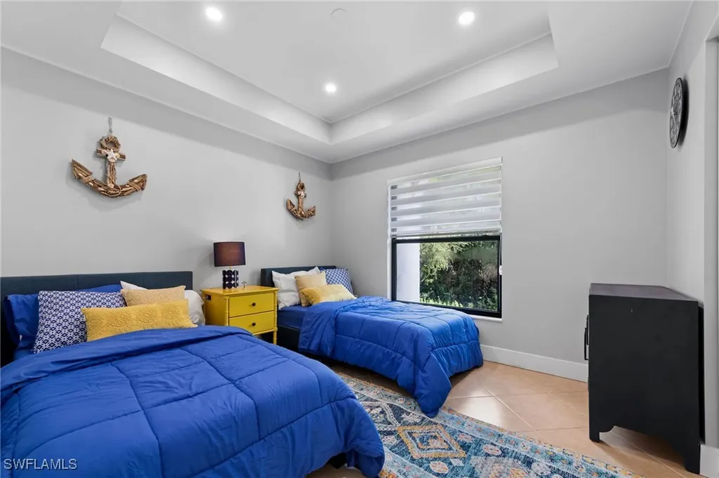 3320 Olympic Drive Naples FL 34105