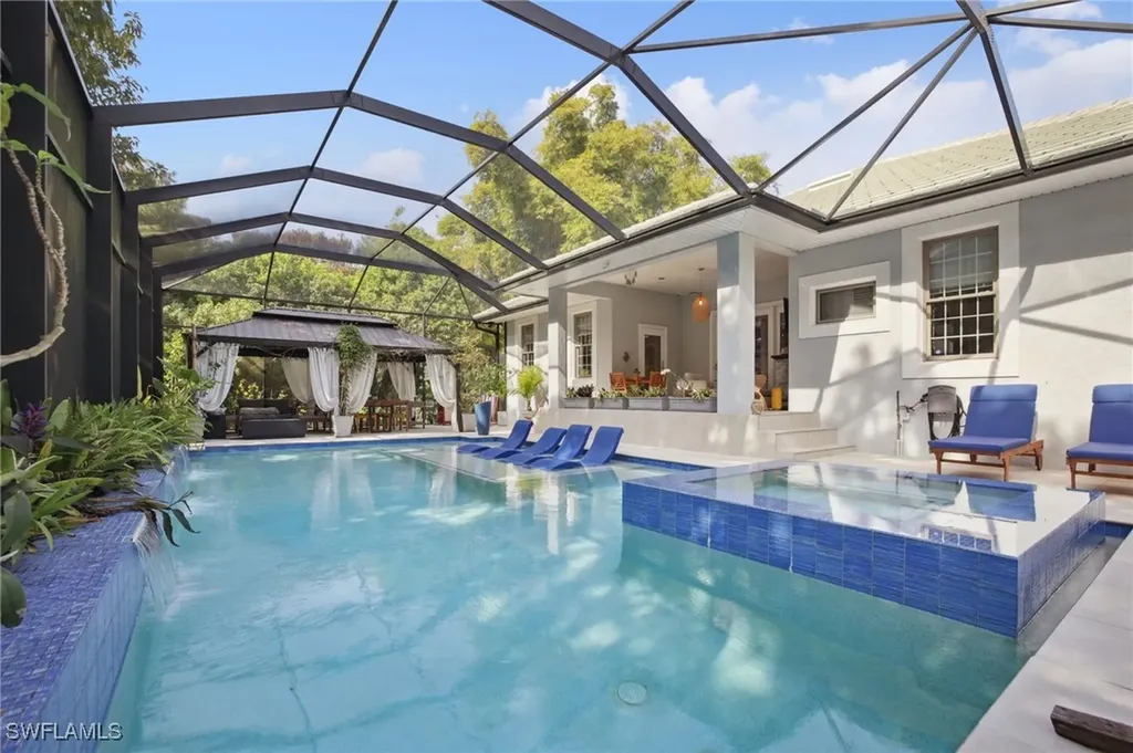 5730 Golden Gate Parkway Naples FL 34116