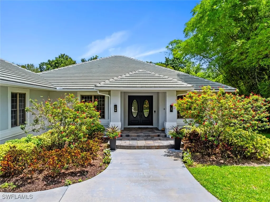 5730 Golden Gate Parkway Naples FL 34116