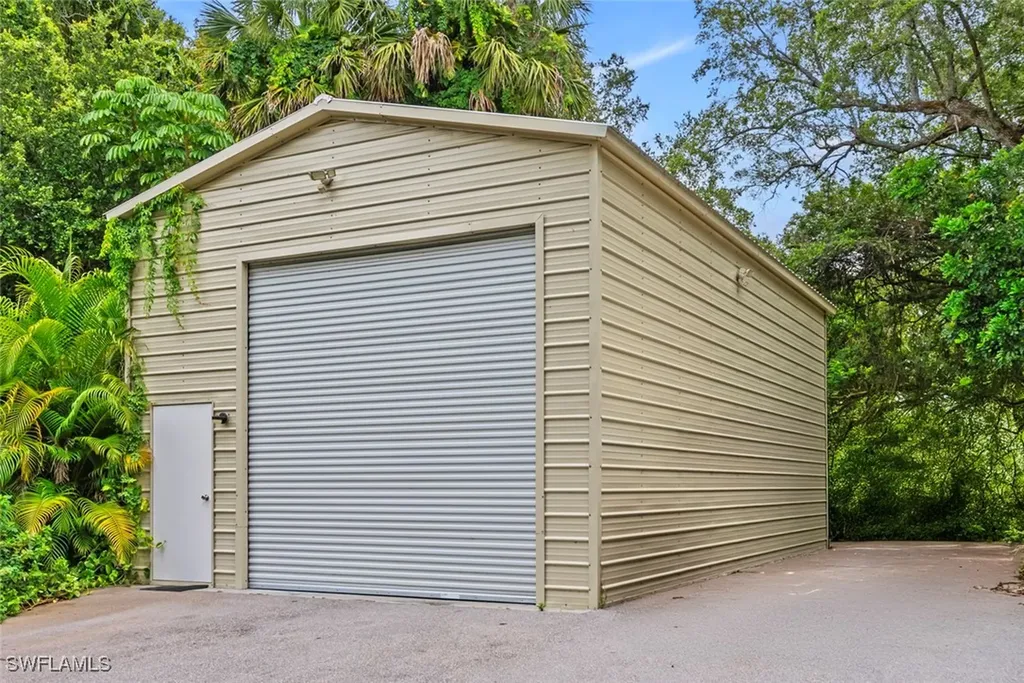 5730 Golden Gate Parkway Naples FL 34116