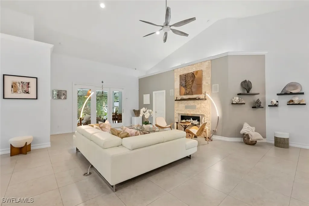 5730 Golden Gate Parkway Naples FL 34116