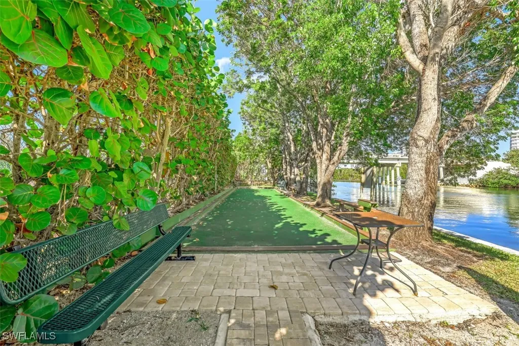 11116 Gulf Shore Drive Naples FL 34108