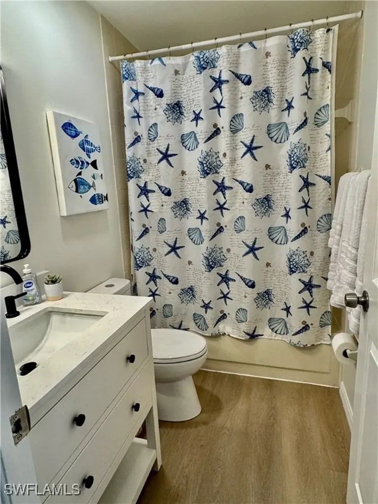 645 Squire Court Naples FL 34104