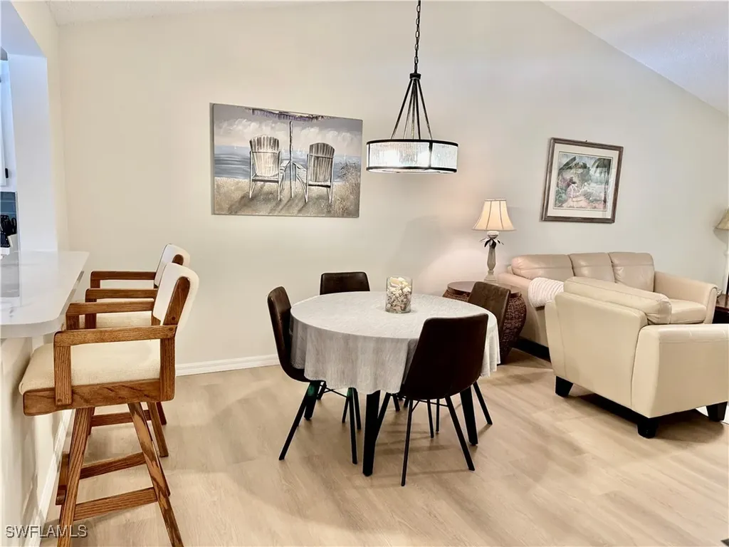 645 Squire Court Naples FL 34104