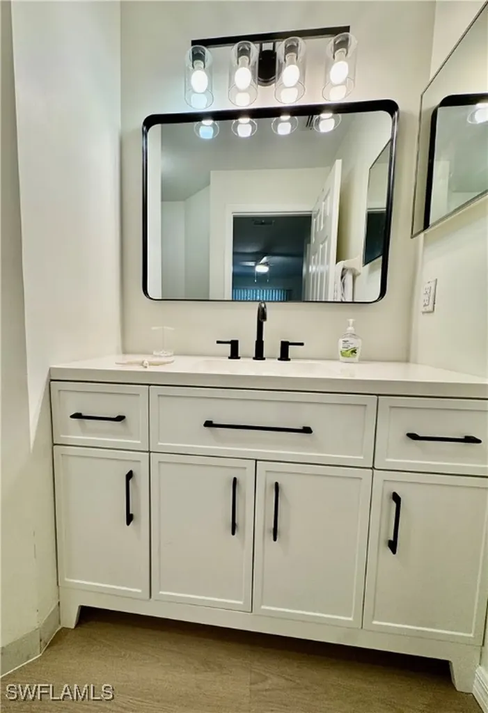 645 Squire Court Naples FL 34104
