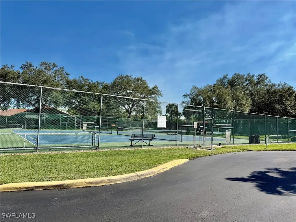 645 Squire Court Naples FL 34104