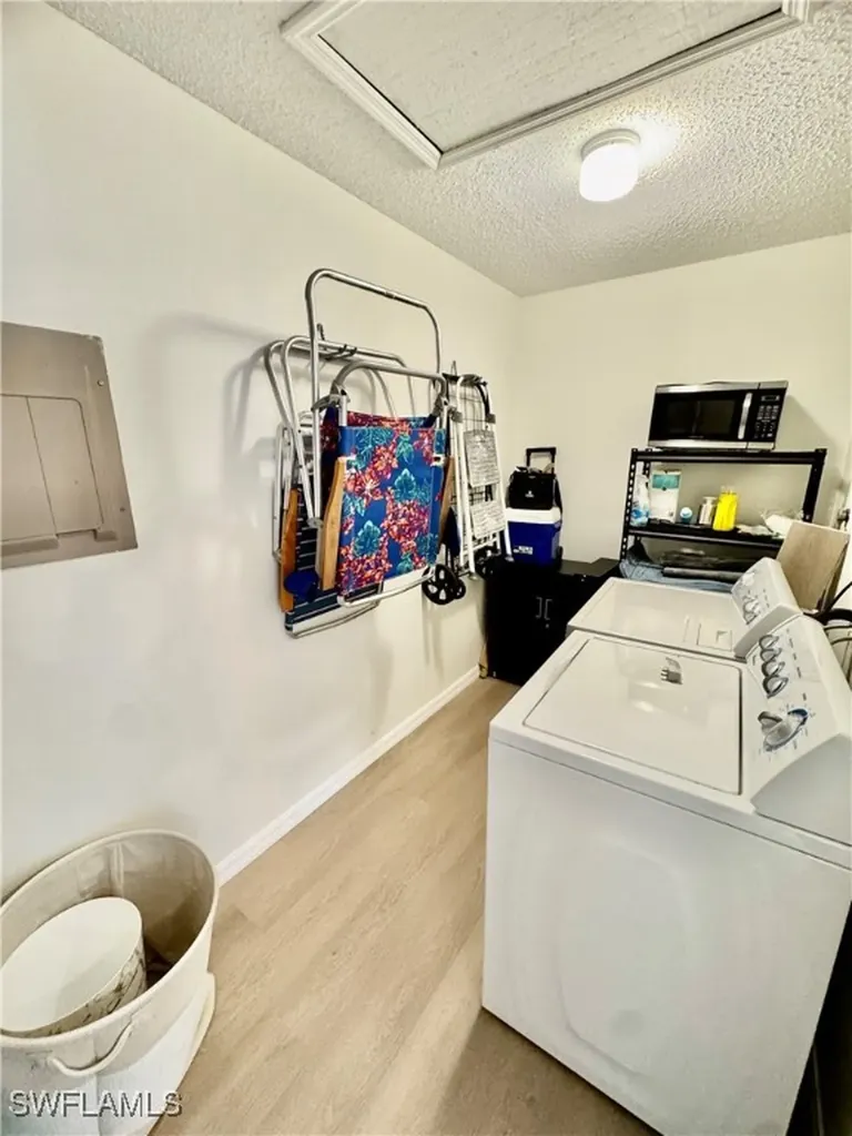 645 Squire Court Naples FL 34104