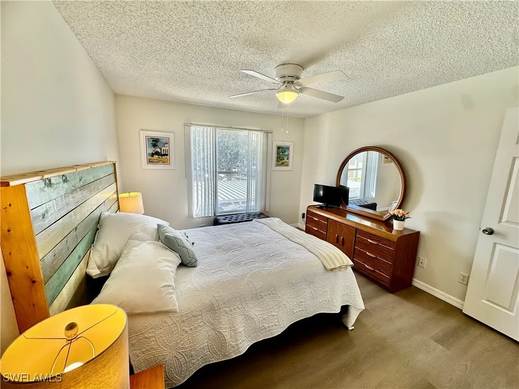 645 Squire Court Naples FL 34104