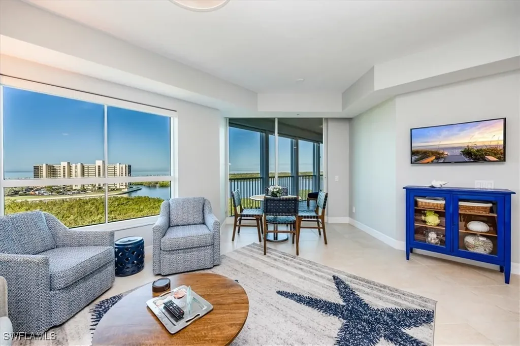 295 Grande Way Naples FL 34110