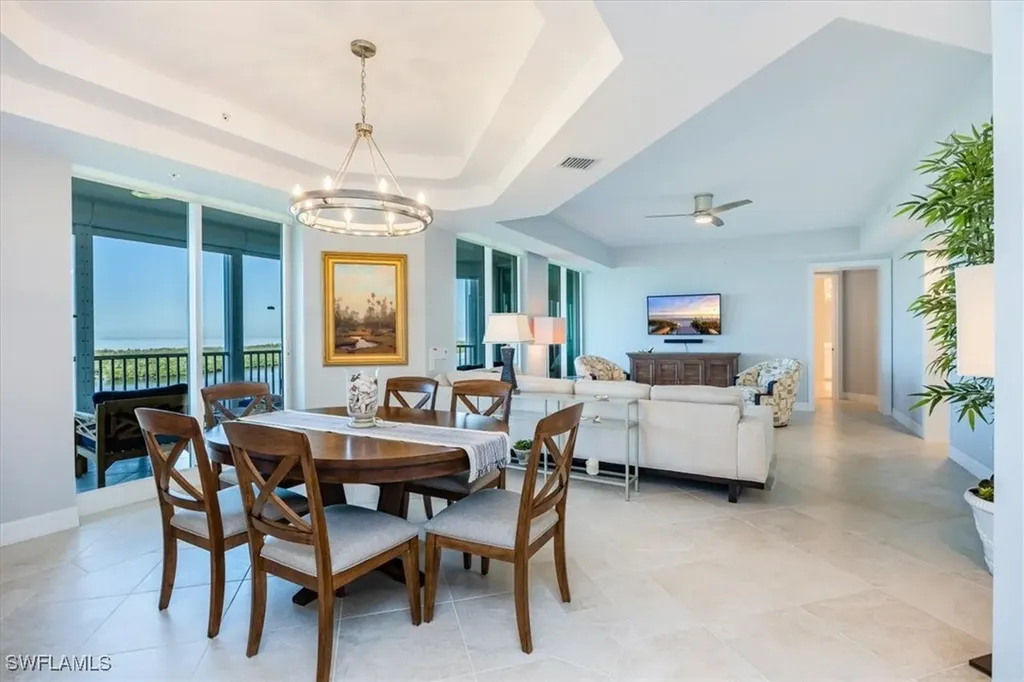 295 Grande Way Naples FL 34110