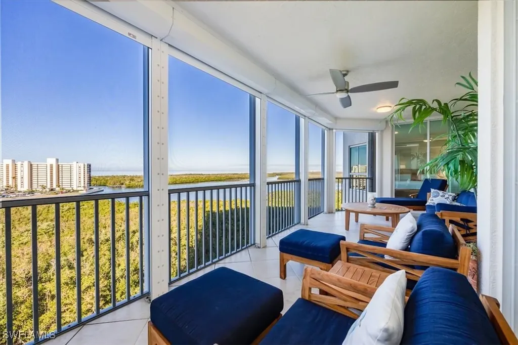 295 Grande Way Naples FL 34110