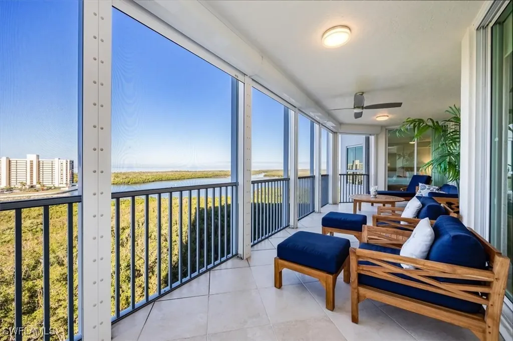 295 Grande Way Naples FL 34110