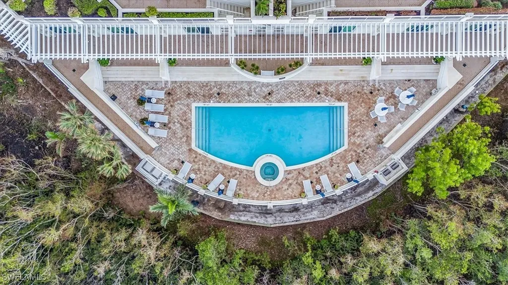 295 Grande Way Naples FL 34110