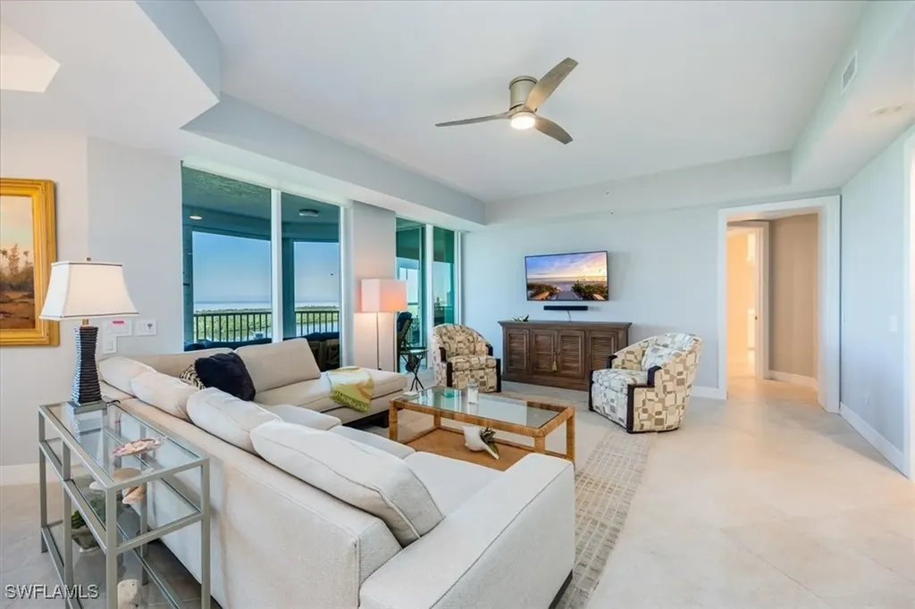295 Grande Way Naples FL 34110