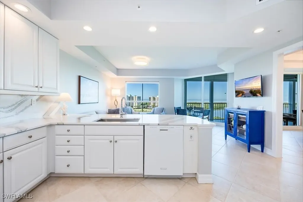 295 Grande Way Naples FL 34110