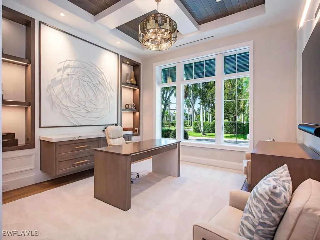 1675 Gordon Drive Naples FL 34102
