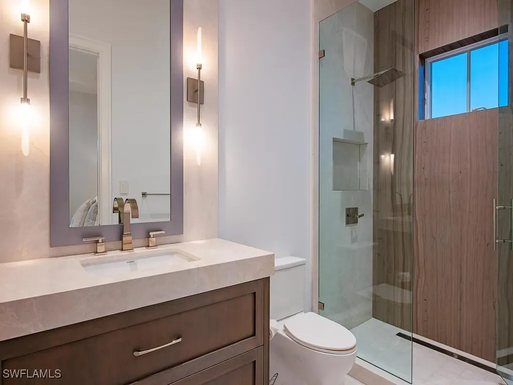 1675 Gordon Drive Naples FL 34102