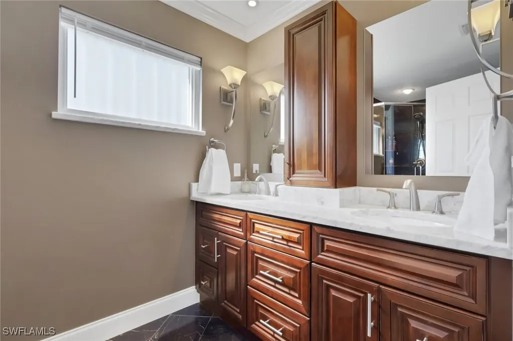 369 Hidden Valley Drive Naples FL 34113