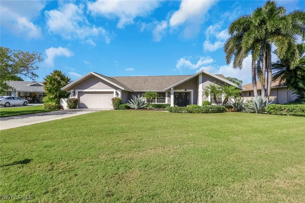 369 Hidden Valley Drive Naples FL 34113