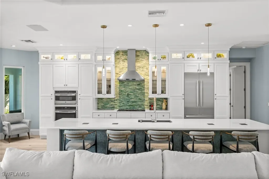 1963 Bethany Place Naples FL 34109