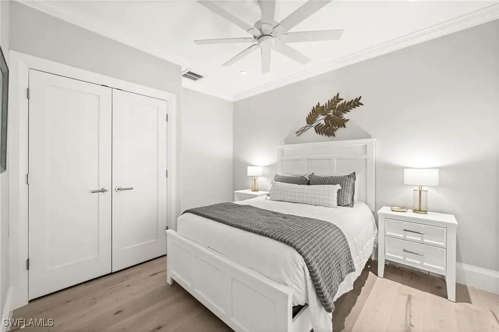1963 Bethany Place Naples FL 34109