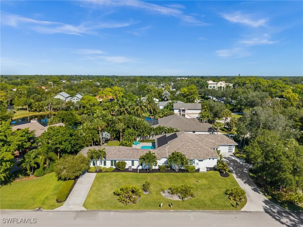 1963 Bethany Place Naples FL 34109